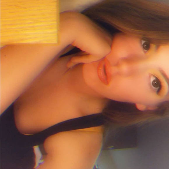 Meet your Posher, Taylor - Picture 8 of 8